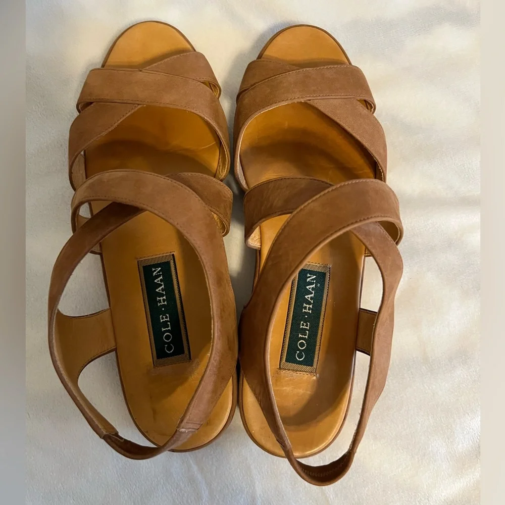 Women’s Cole Haan Criss Cross Tan Leather Suede Sandals size 9M - Picture 6 of 11